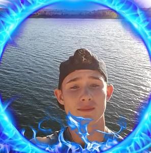 Meet your Posher, Dakota